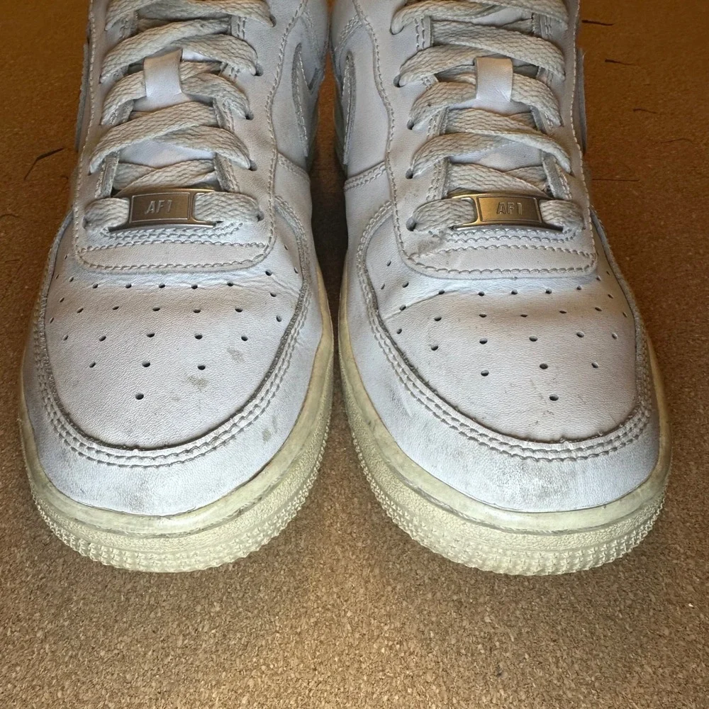 Nike smoke free